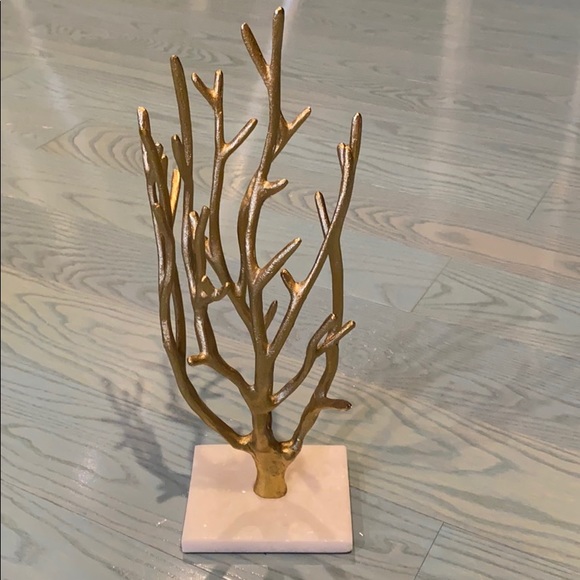 Anthropologie marble base jewelry tree